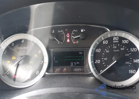 2015 Nissan Sentra Sr z USA, uszkodzony, nr VIN 3N1AB7APXFY218094